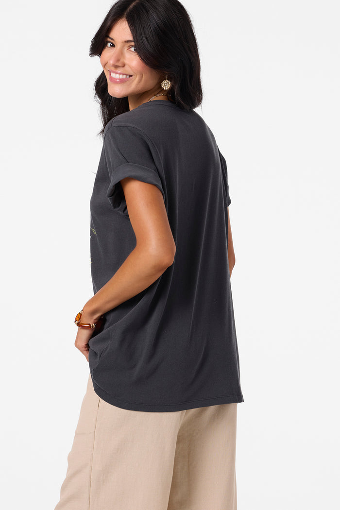 Botanic Blossom Tee - Washed Black | O'Neill