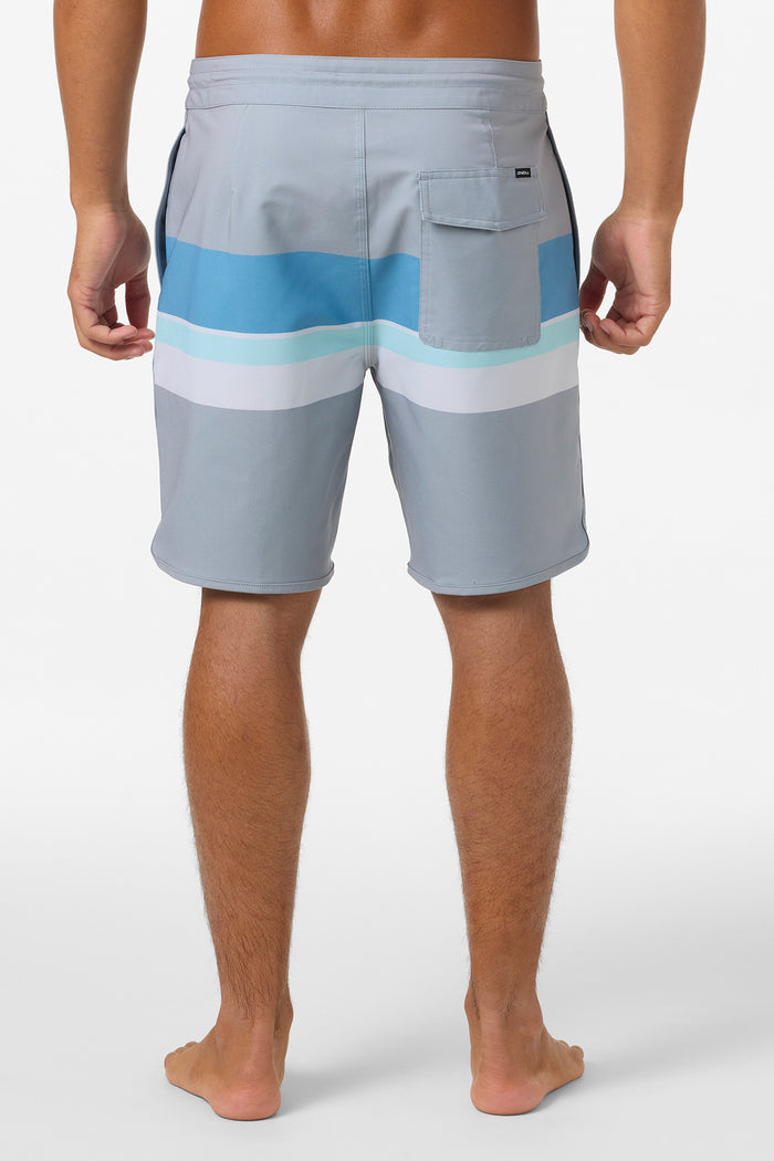Cruzer Stripe Scallop 18" Boardshorts - Lght Gry2 | O'Neill