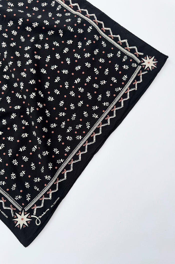 Daisies Bandana
