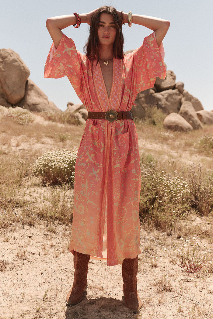 Spell-DesertBanditaMaxiRobe-Sunset-4851_cbefdb1c-2cf4-4e06-97e9-6de94bf152e3.jpg