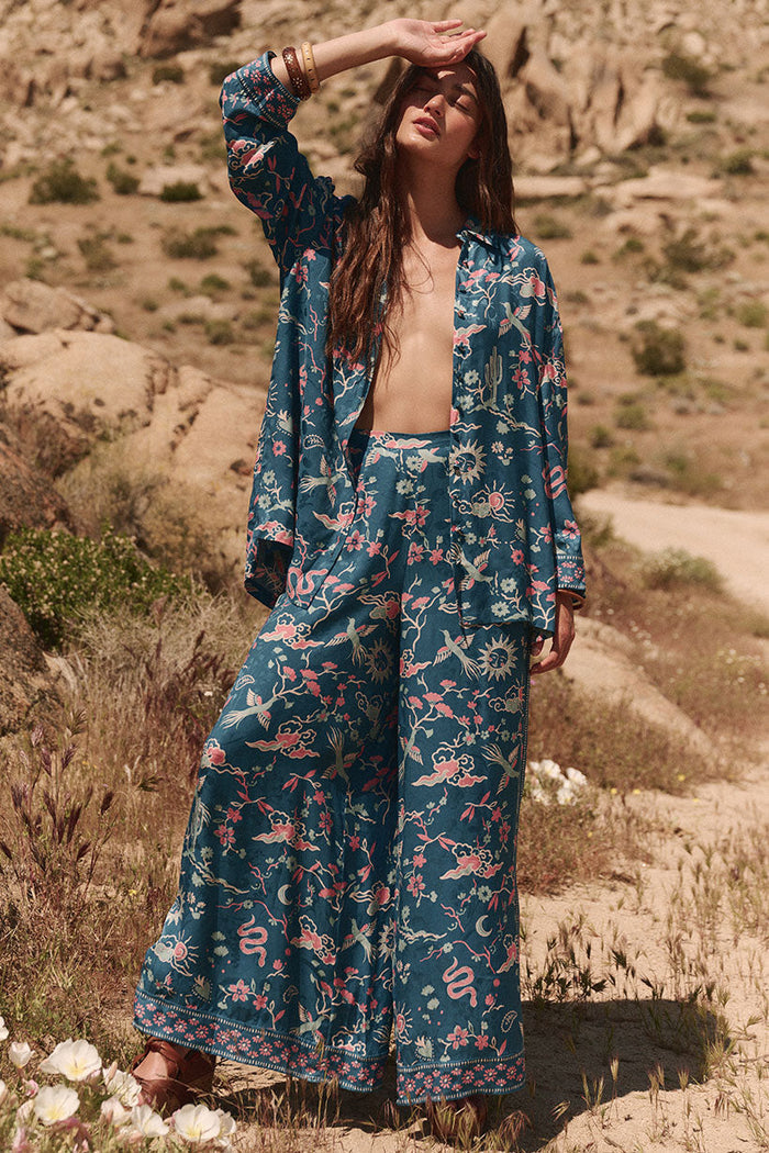 Spell-DesertBandita-WideLegPant-Cobalt-4089_55d949b3-d56d-4b60-ab2d-0a1bd1126627.jpg