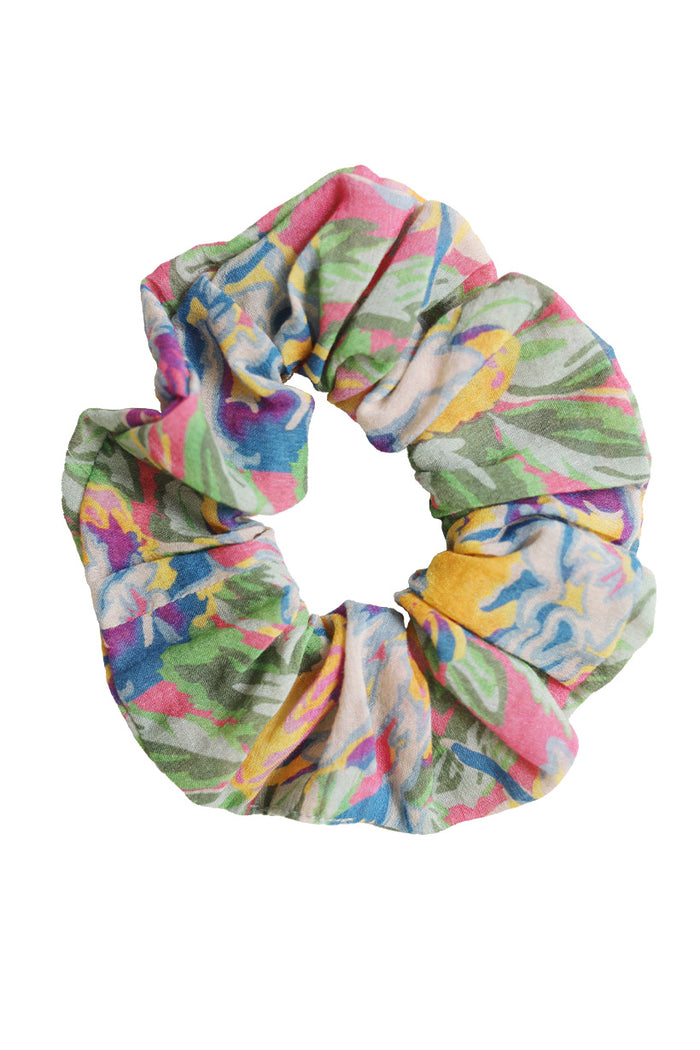 Dolly Scrunchie