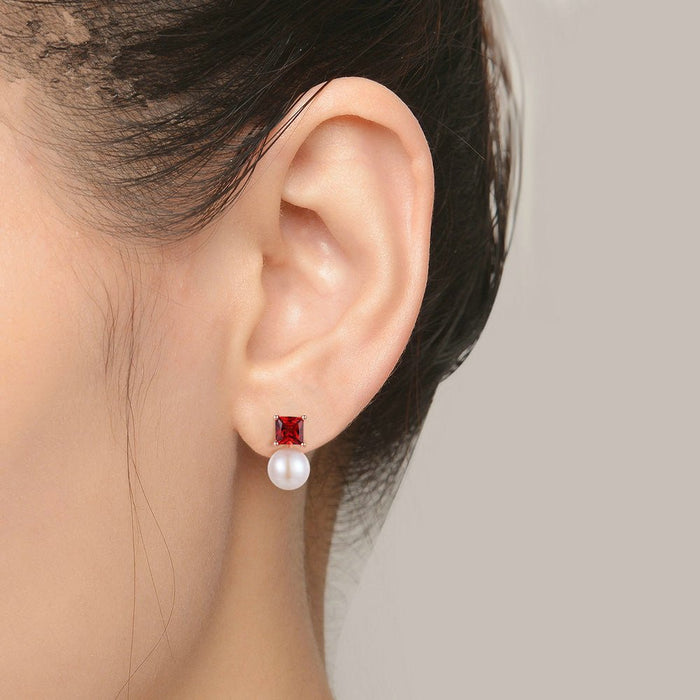 Elegant 925 Silver Earrings with Garnet and Pearls - House of Beauty