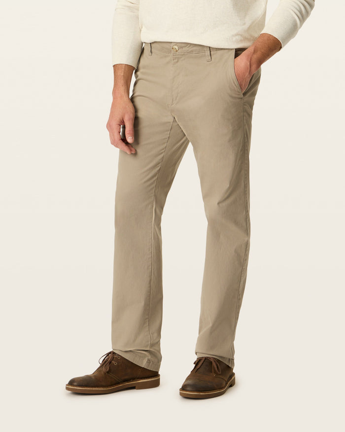 Essential American Khaki, Straight Fit