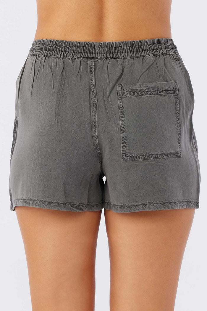 Francina Twill Shorts - Black | O'Neill