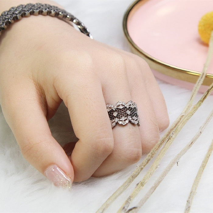 Gold-plated Ginkgo Leaf Ring for Women - House of Beauty