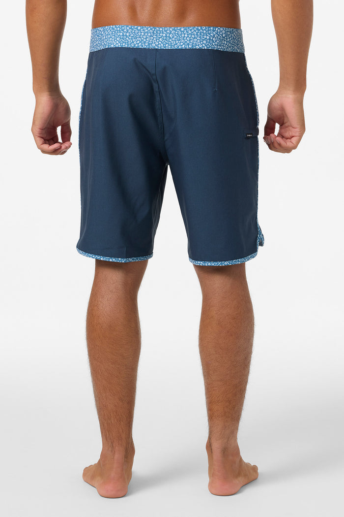 Hyperfreak Heat Scallop 18" Boardshorts - Midnight Navy | O'Neill