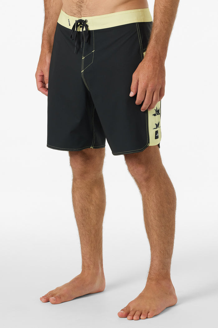 Hyperfreak Tech Panel 18" Boardshorts - Citron | O'Neill