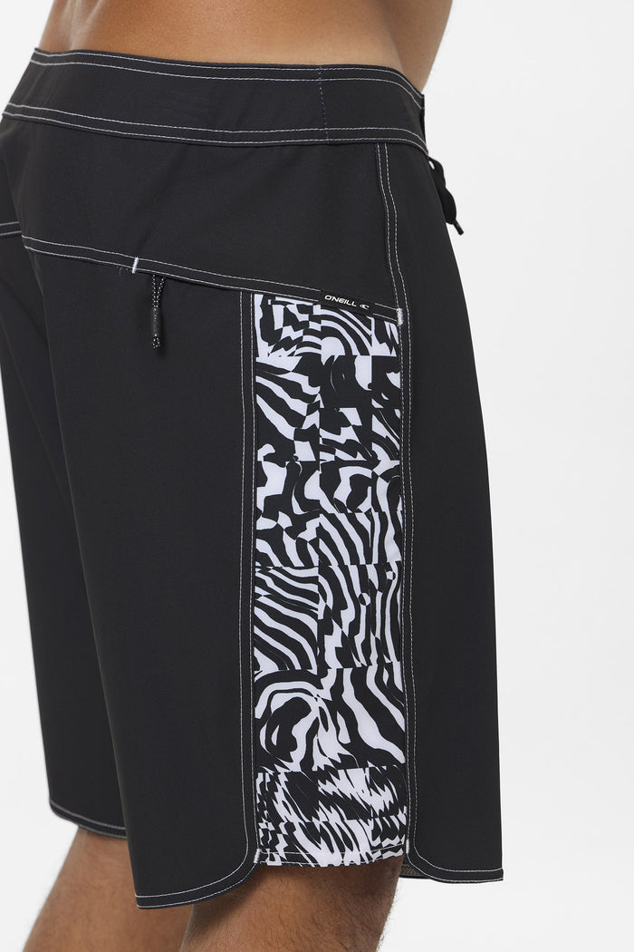 Hyperfreak Tech Panel 18" Boardshorts - White | O'Neill