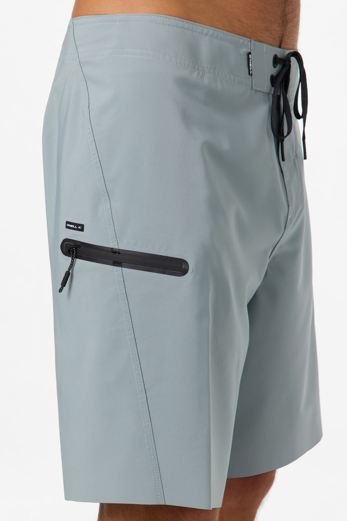 Hyperfreak Tech Solid 19" Boardshorts - Lead | O'Neill