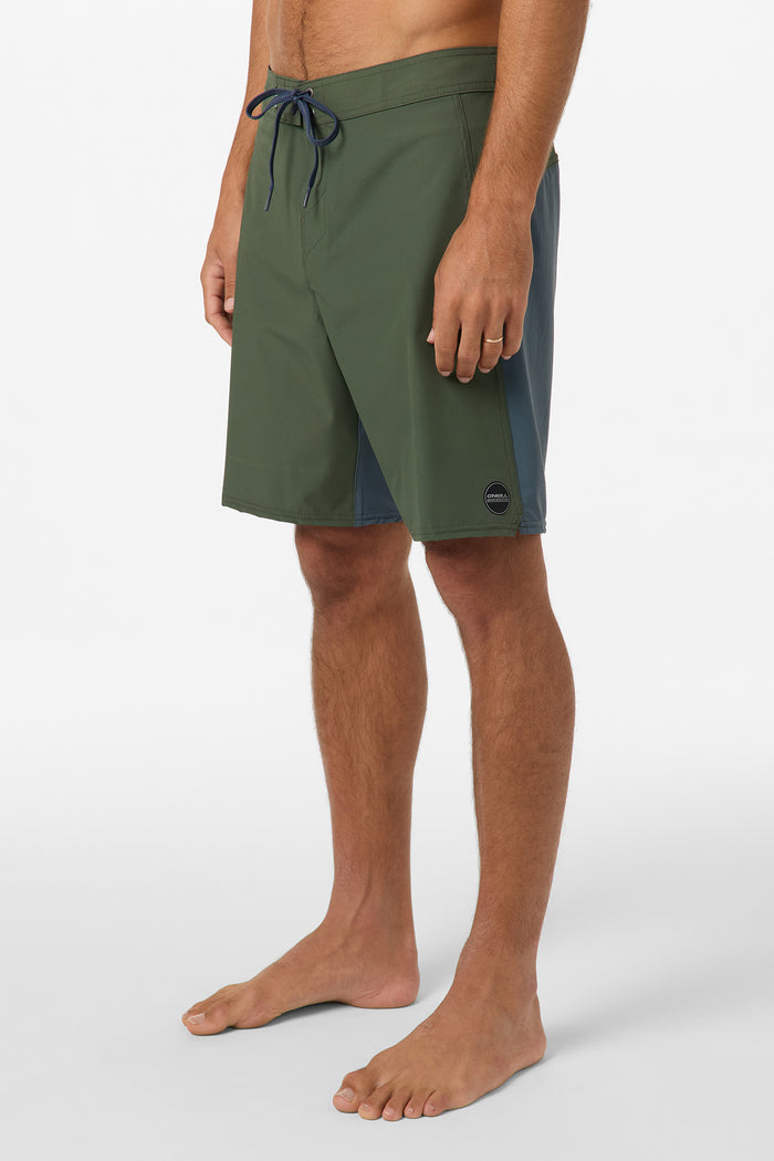Hyperfreak TRVLR Tech Enduro 19" Boardshorts - Dark Olive | O'Neill