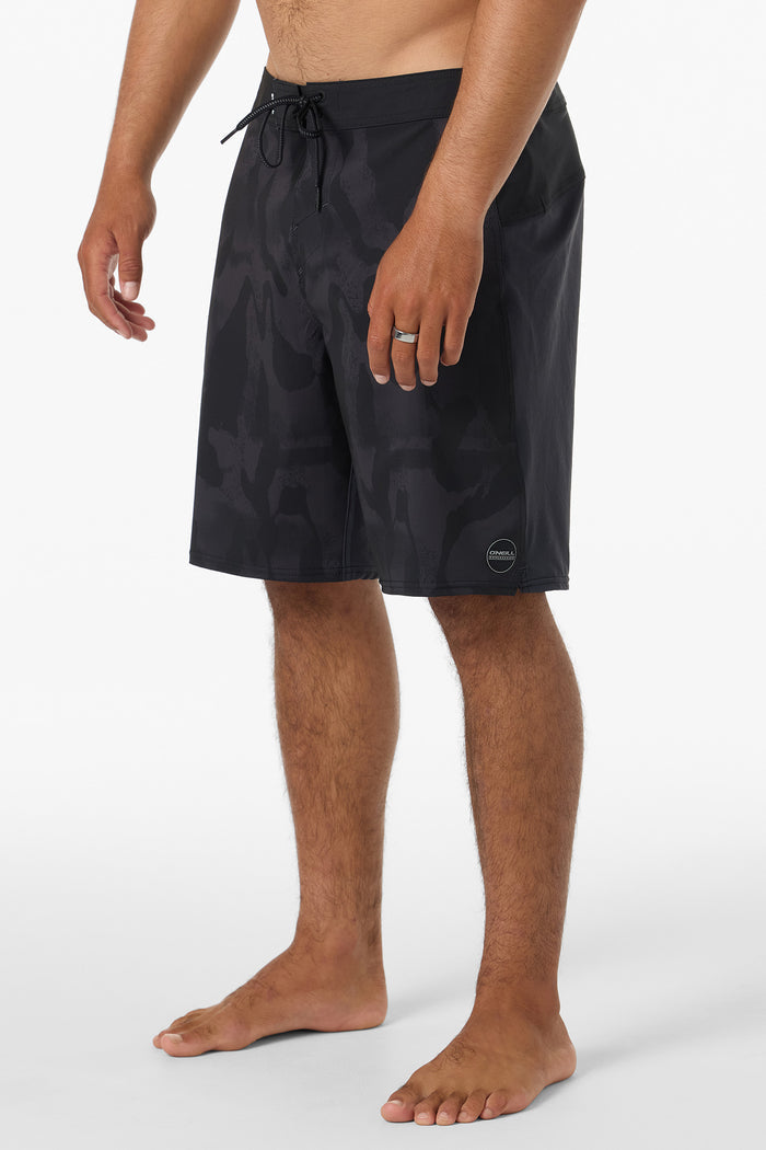 Hyperfreak TRVLR Tech Enduro 19" Boardshorts - Black | O'Neill
