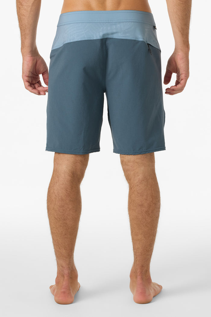 Hyperfreak TRVLR Tech Enduro 19" Boardshorts - Lead | O'Neill