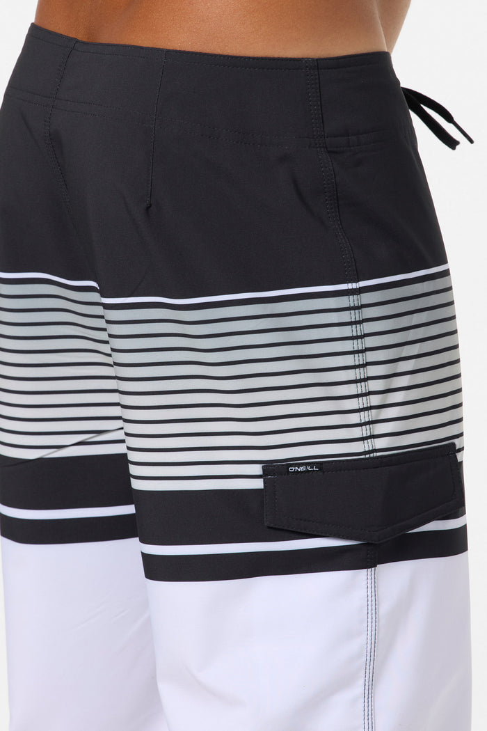 Lennox Stripe 21" Boardshorts - White | O'Neill