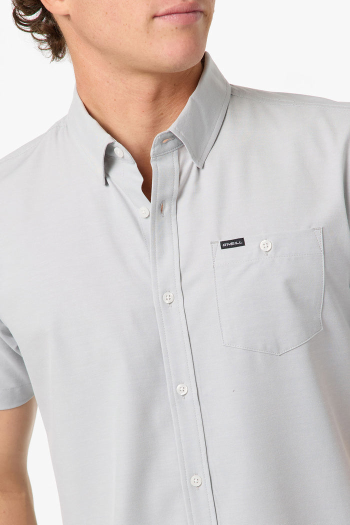 Light Check Standard Fit Shirt - High-Rise | O'Neill