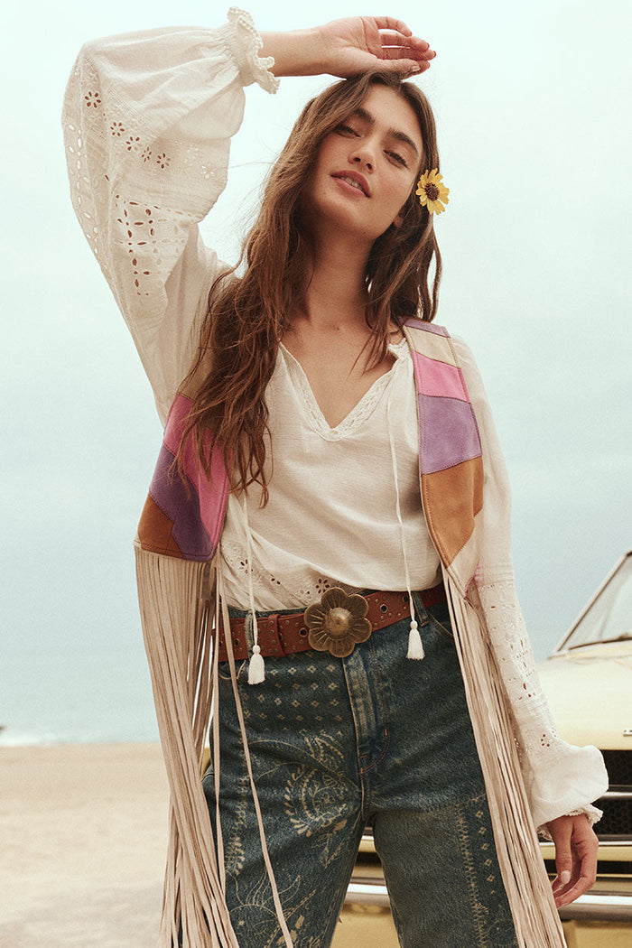 Spell-LoveInTheAfternoon-Blouse-Daisy-0812_9aa6bf50-b6f0-4162-bf83-b4b9204bed32.jpg