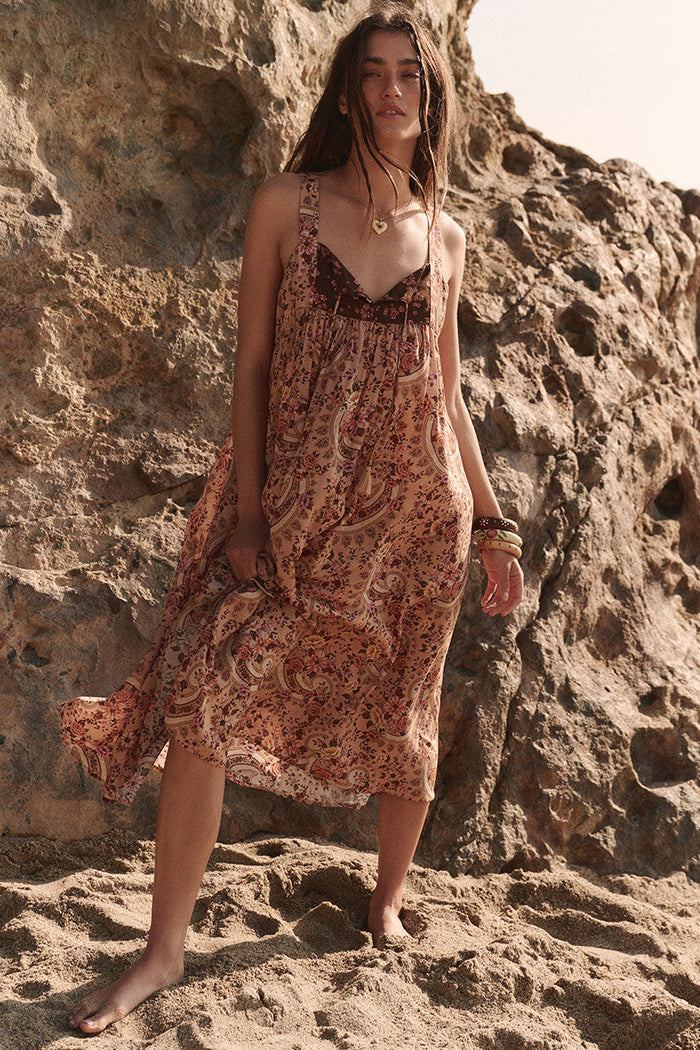 Spell-Melody-StrappyHouseDress-Woodstock-2934_2a0214fc-c365-4124-821a-eac1a92a0ca0.jpg