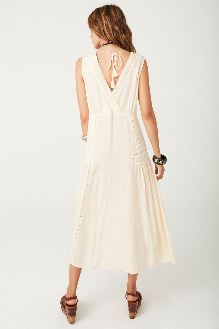 Spell-Monterey-MidiDress-AntiqueCreme-1230.jpg