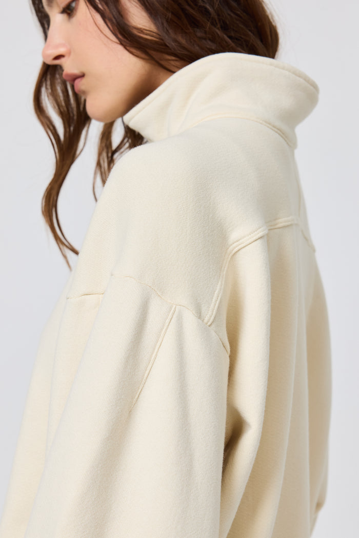 Napa Sweatshirt in Ecru