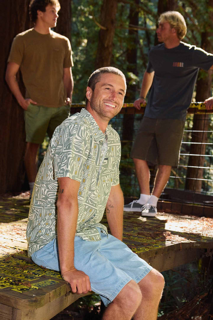 Oasis Standard Fit Shirt - Sage | O'Neill