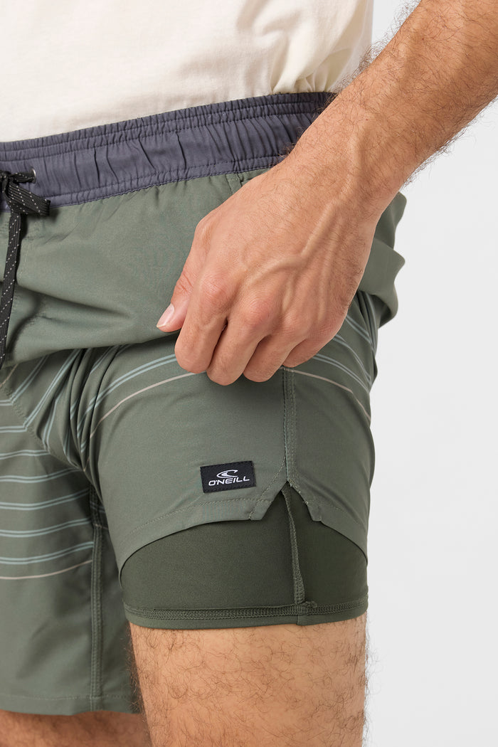 Perform Light Lined Elastic Waist 17" Hybrid Shorts -  | O'Neill