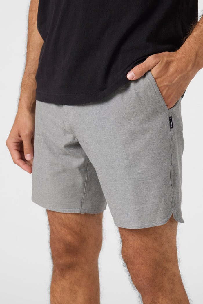 Reserve Light Check 18" Scallop Hybrid Shorts - Graphite | O'Neill