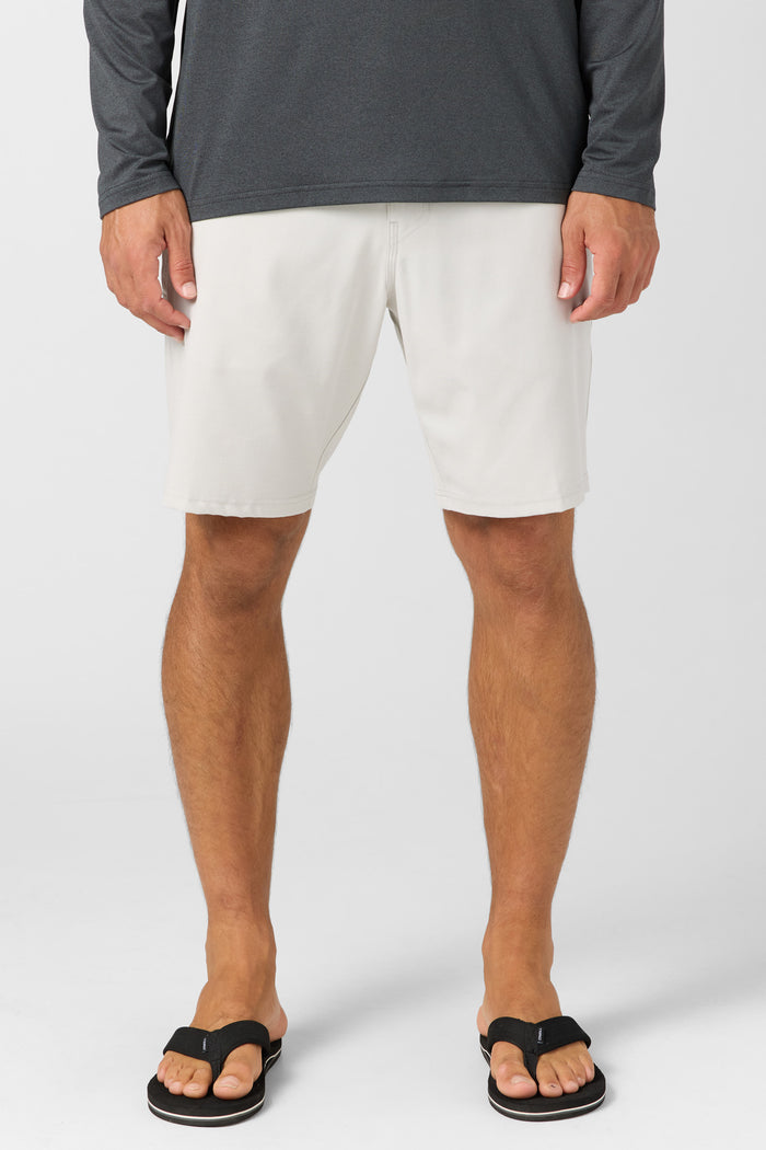 Reserve Light Check 19" Hybrid Shorts - Fog | O'Neill