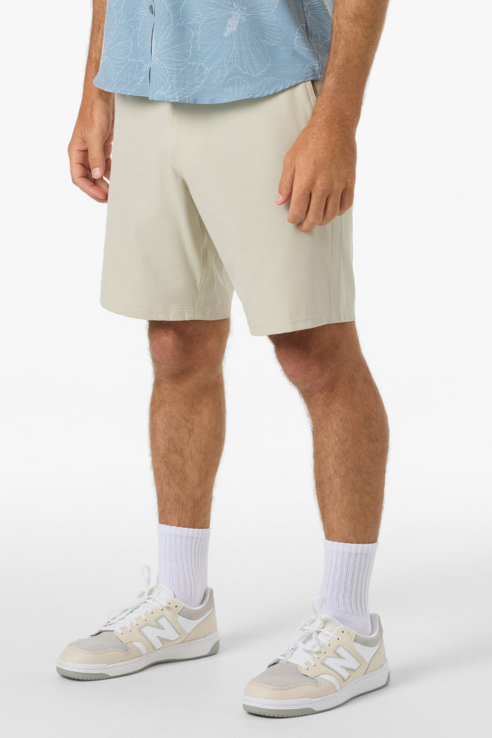 Reserve Light Check 19" Hybrid Shorts - Check w/ Morgan - Lt Khaki | O'Neill