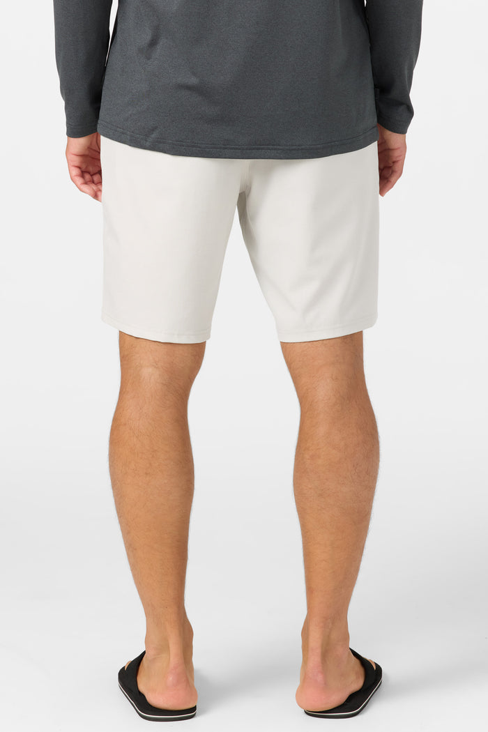 Reserve Light Check 19" Hybrid Shorts - Fog | O'Neill