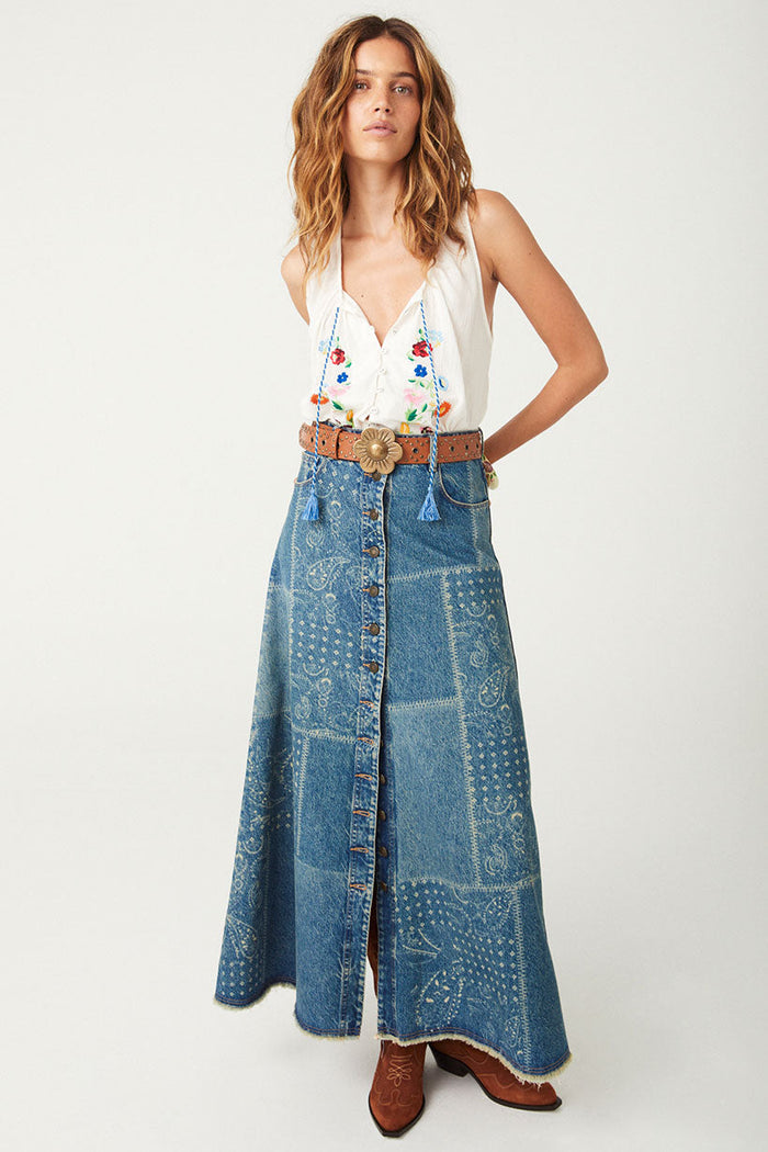 Spell-RoadTrip-DenimSkirt-Bandana-0892_fce8c2cc-cb33-4729-8505-eb7e5023f599.jpg