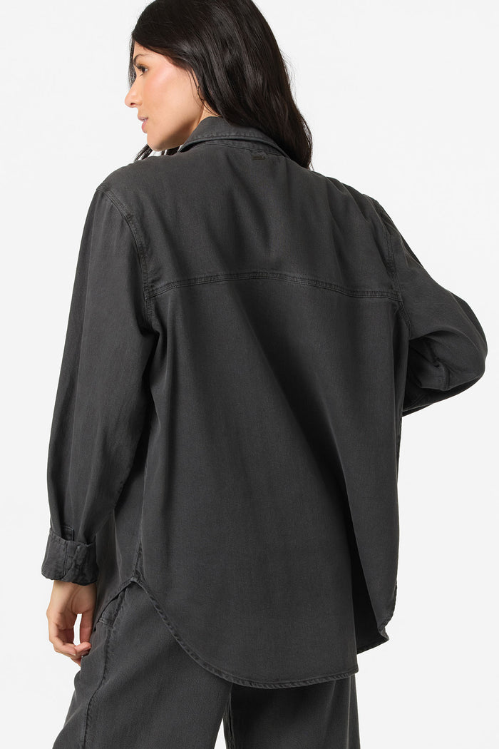 Sevie Shacket - Washed Black | O'Neill