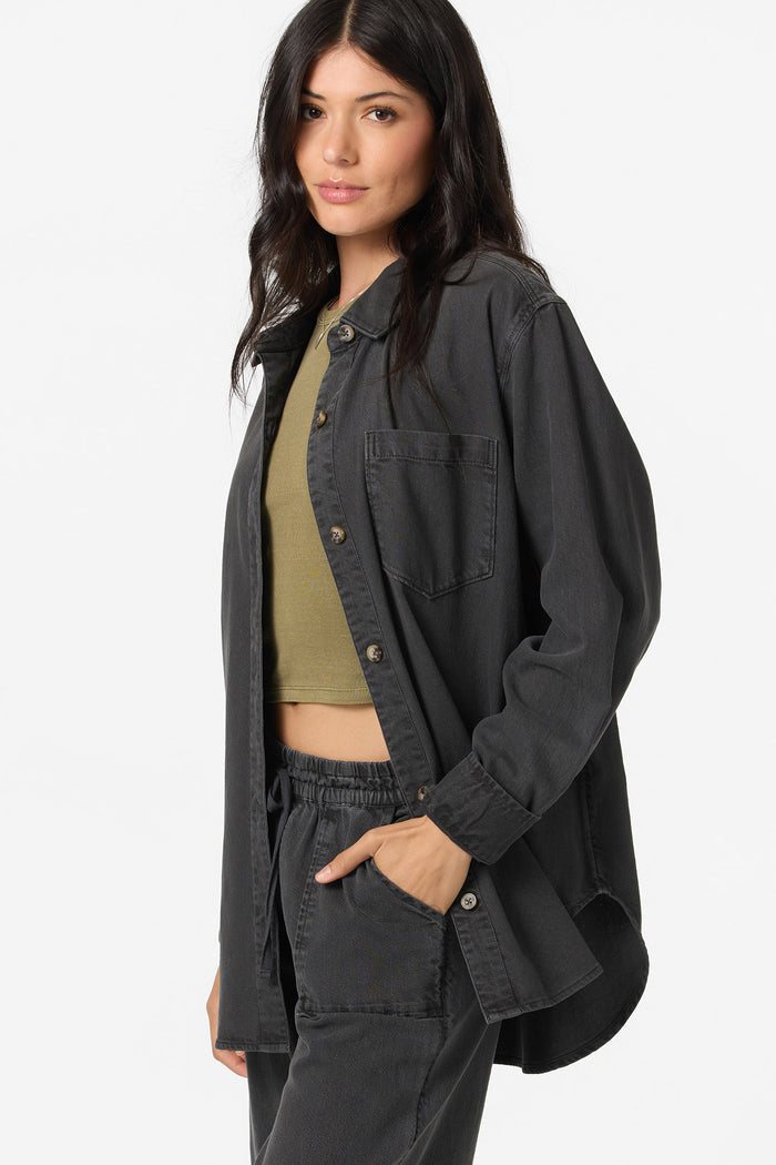 Sevie Shacket - Washed Black | O'Neill