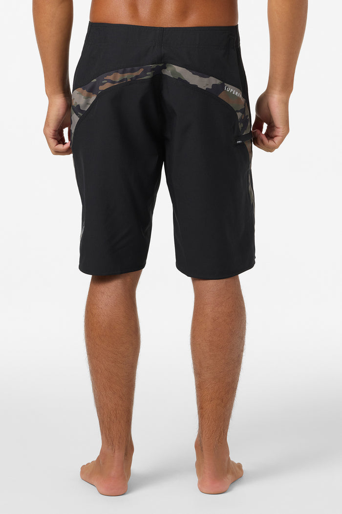 Superfreak 20" Boardshorts - Camo | O'Neill