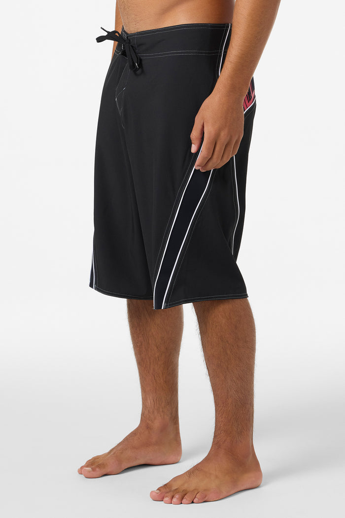 Superfreak Re-Issue 22" Boardshorts - Black | O'Neill
