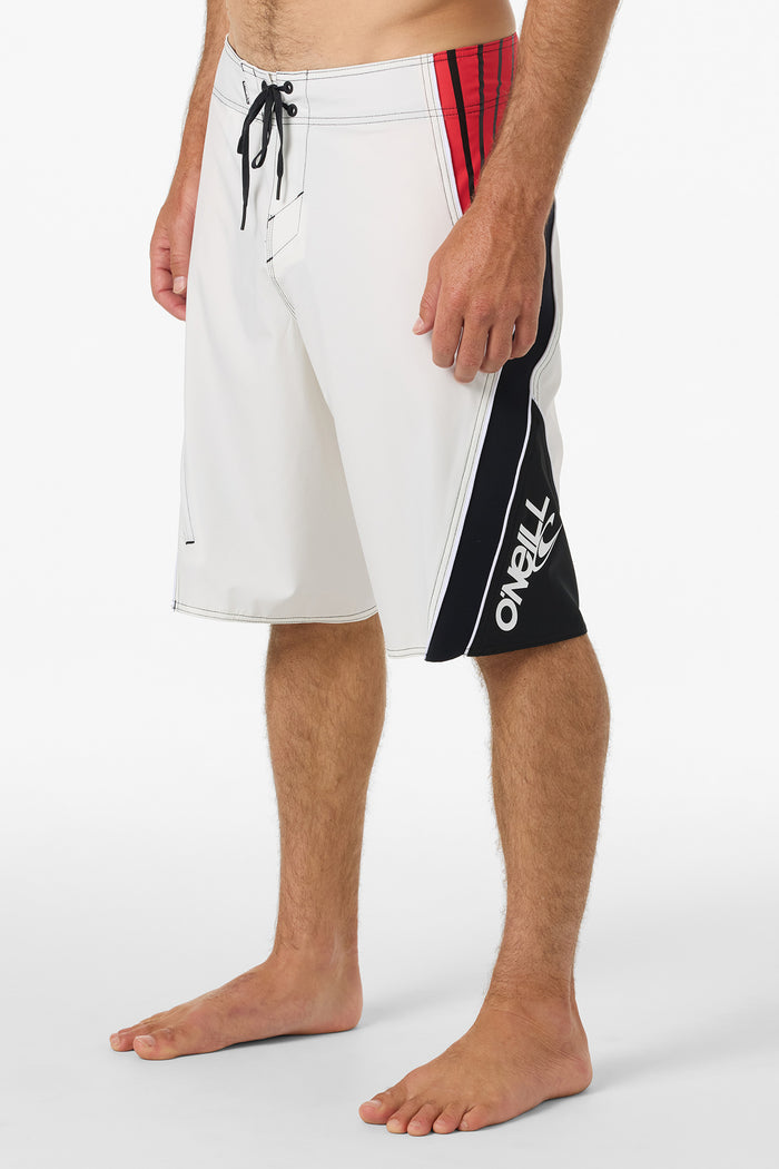 Superfreak Re-Issue Y2K 22" Boardshorts - White | O'Neill