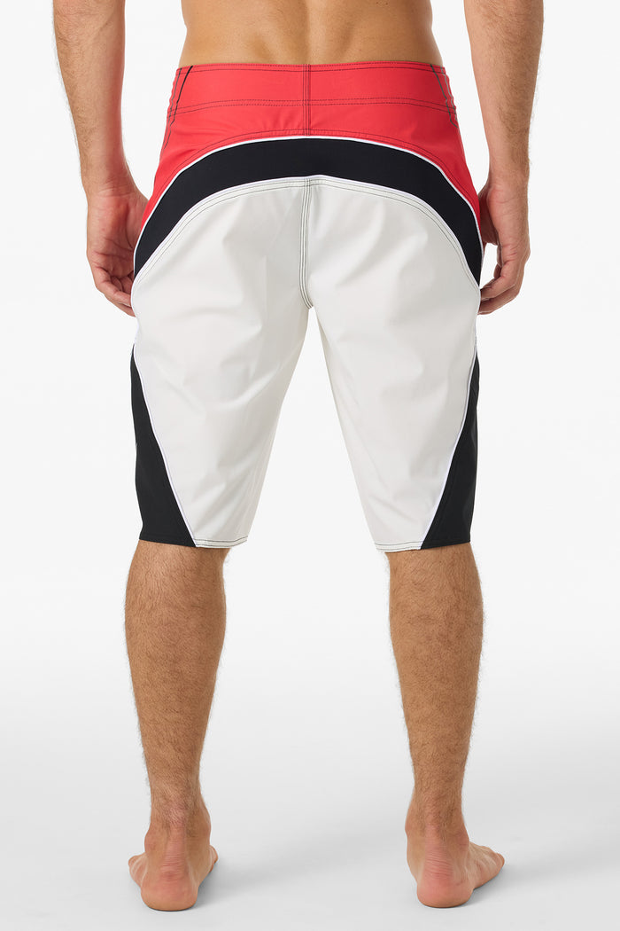 Superfreak Re-Issue Y2K 22" Boardshorts - White | O'Neill