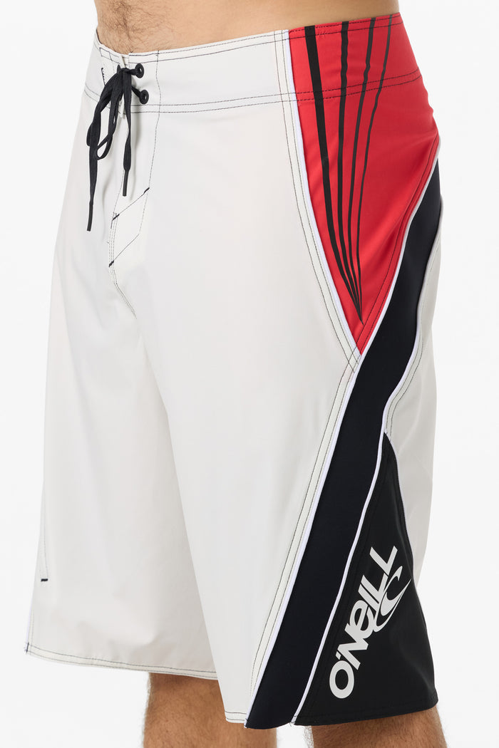 Superfreak Re-Issue Y2K 22" Boardshorts - White | O'Neill