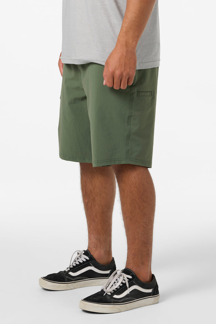 TRVLR 20" Cargo Hybrid Shorts - Dark Olive | O'Neill