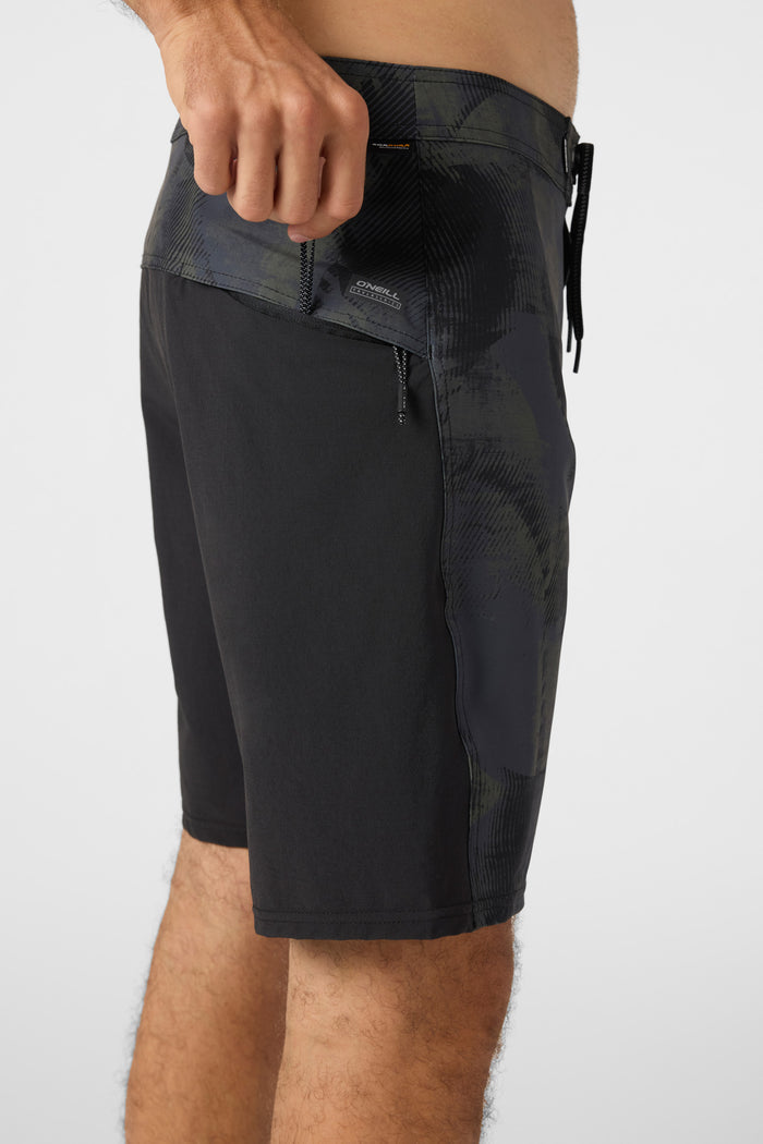TRVLR Enduro 19" Boardshorts - Army | O'Neill