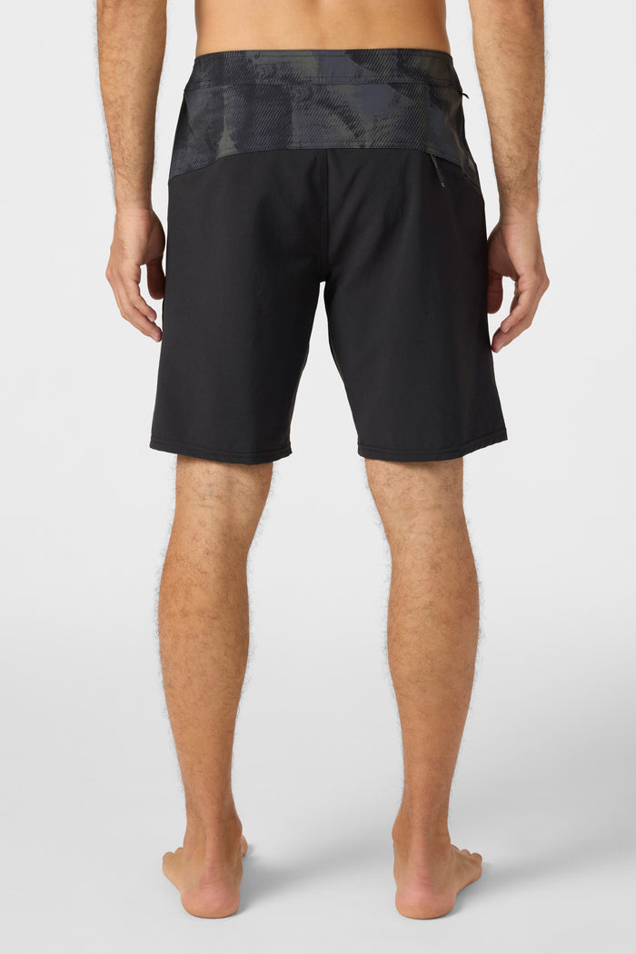 TRVLR Enduro 19" Boardshorts - Army | O'Neill