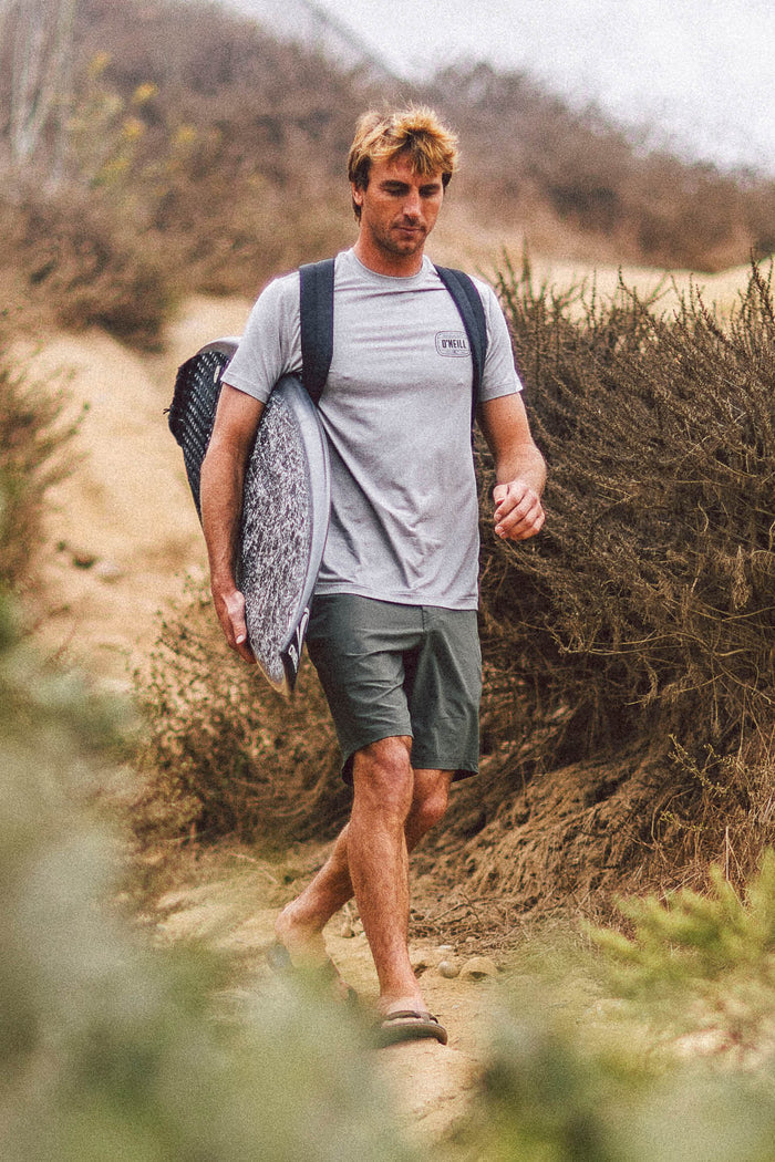 TRVLR Enduro 19" Hybrid Shorts - Dark Olive | O'Neill