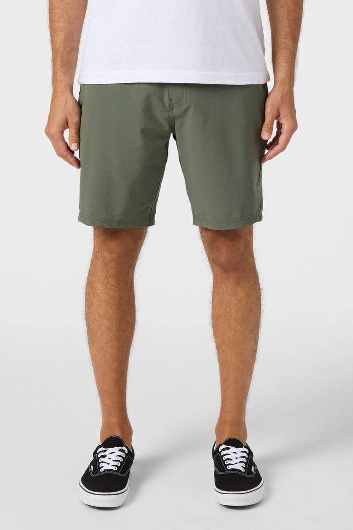 TRVLR Enduro 19" Hybrid Shorts - Dark Olive | O'Neill