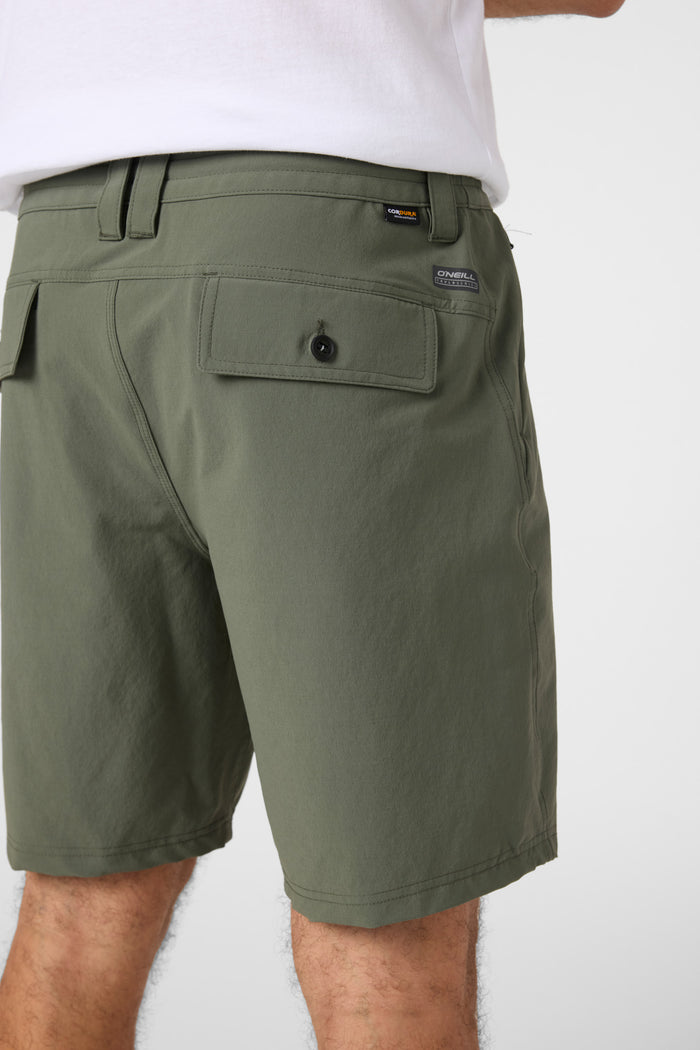 TRVLR Enduro 19" Hybrid Shorts - Dark Olive | O'Neill