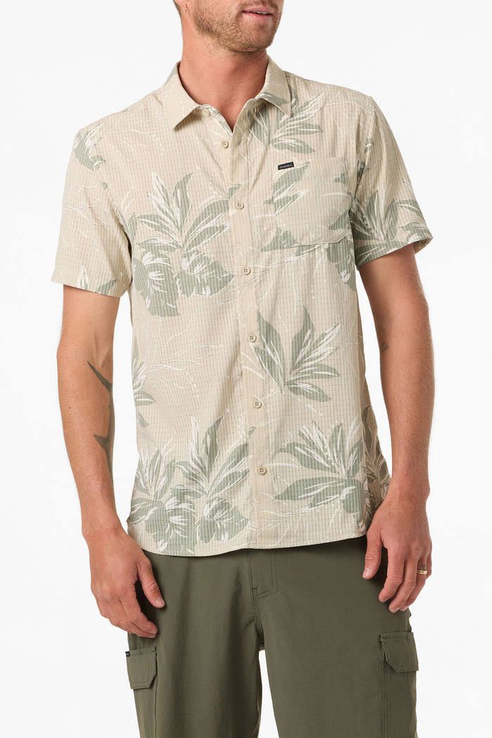 TRVLR Perforated Printed Standard Fit Shirt - Lt Khaki | O'Neill