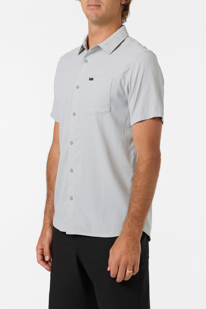 TRVLR Perforated Standard Fit Shirt - High-Rise | O'Neill
