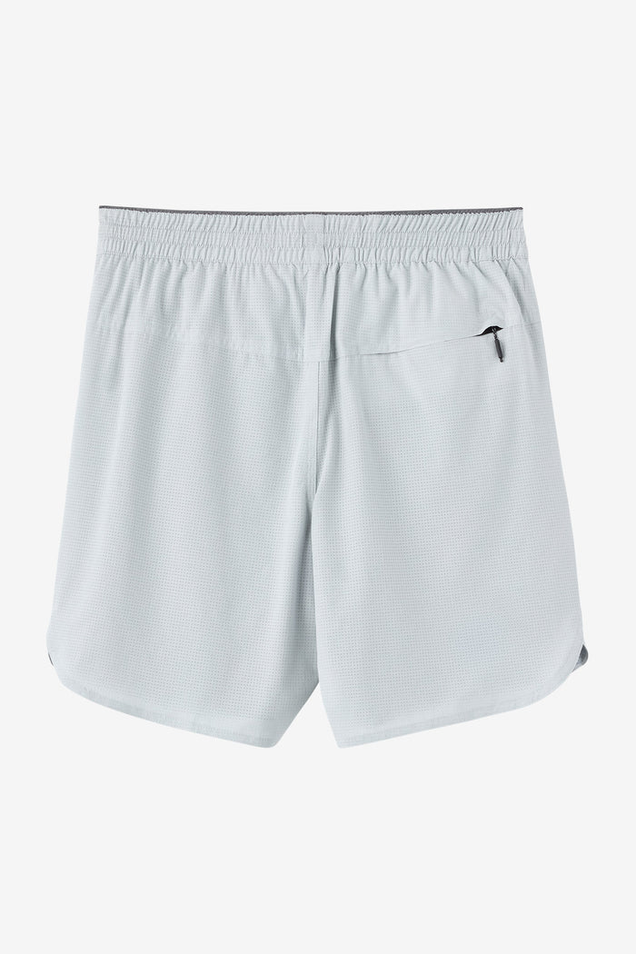 TRVLR Tech Lined 17" Hybrid Shorts -  | O'Neill