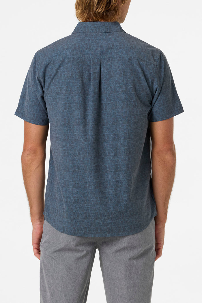 TRVLR UPF Standard Fit Shirt