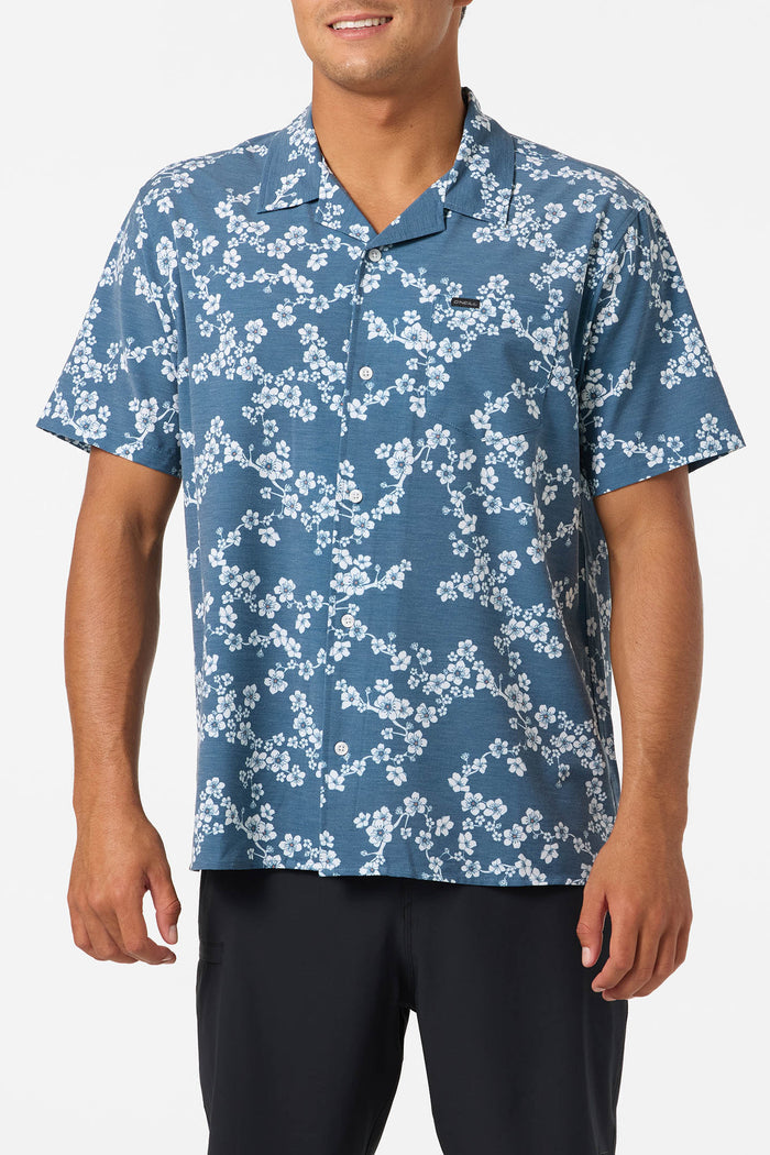 TRVLR UPF Traverse Hawaii Shirt - Midnight Navy | O'Neill