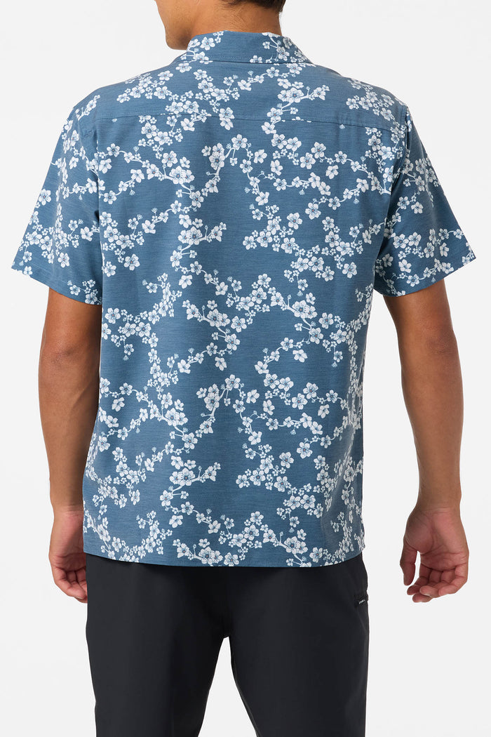 TRVLR UPF Traverse Hawaii Shirt - Midnight Navy | O'Neill