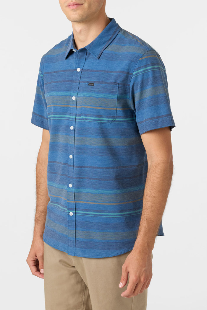 TRVLR UPF Traverse Relaxed Fit Shirt - Midnight Navy | O'Neill